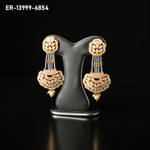 Ear Rings (J3)